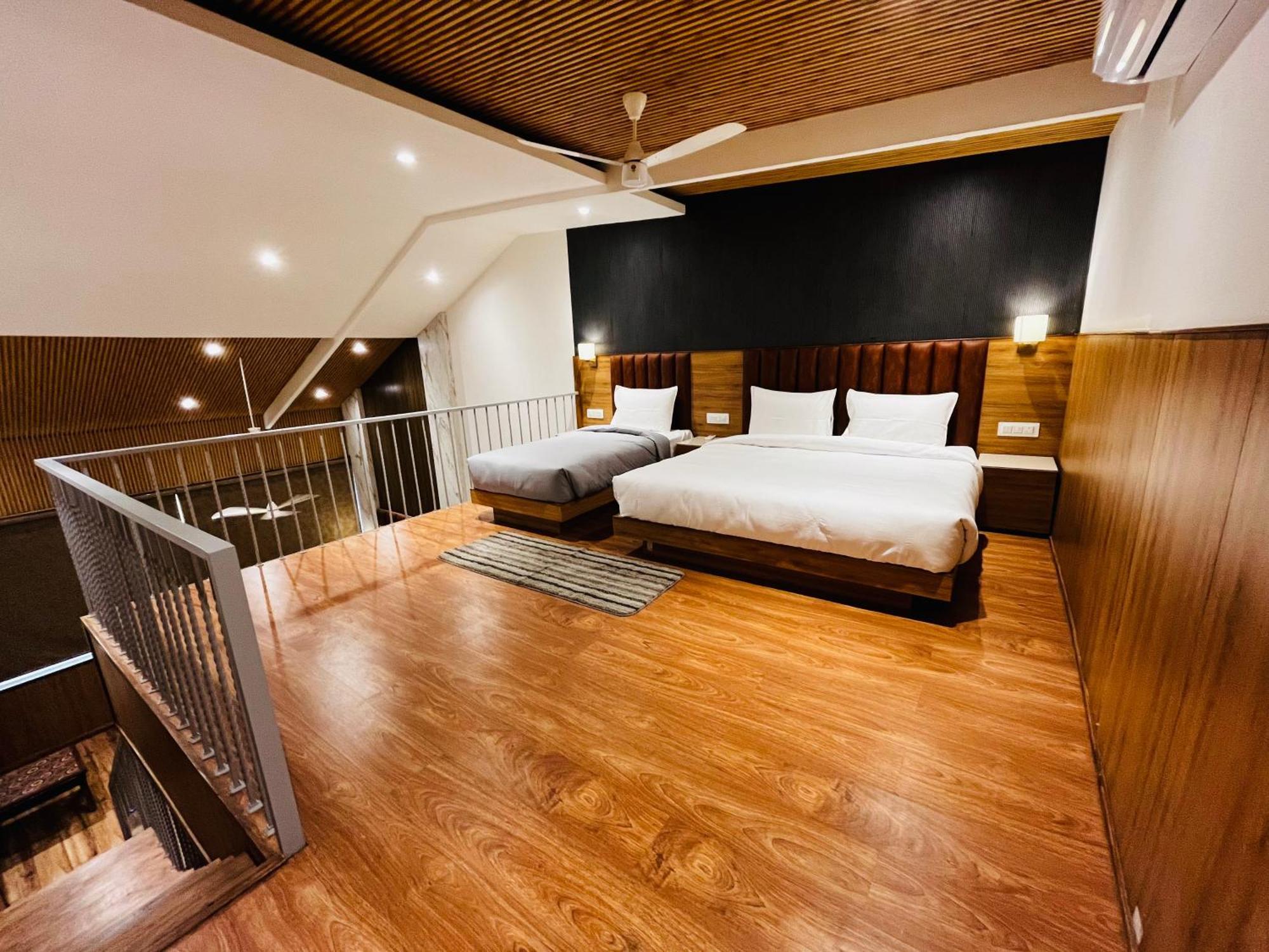 Hotel The Onix Ντεχραντούν Εξωτερικό φωτογραφία