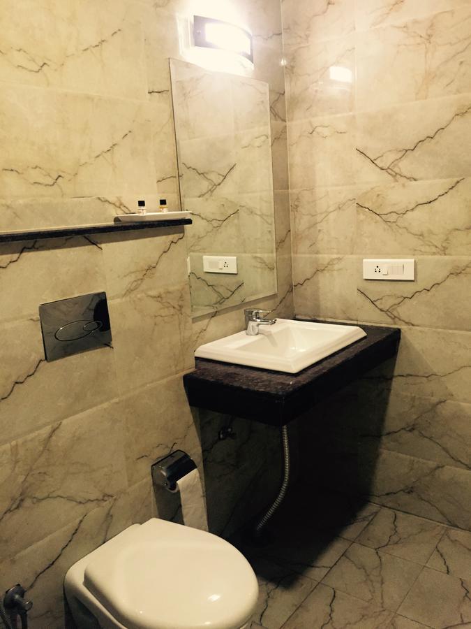 Hotel The Onix Ντεχραντούν Εξωτερικό φωτογραφία