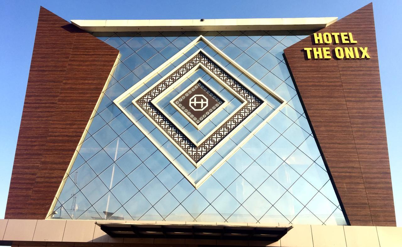 Hotel The Onix Ντεχραντούν Εξωτερικό φωτογραφία